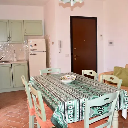 La Pavoncella Apartment *